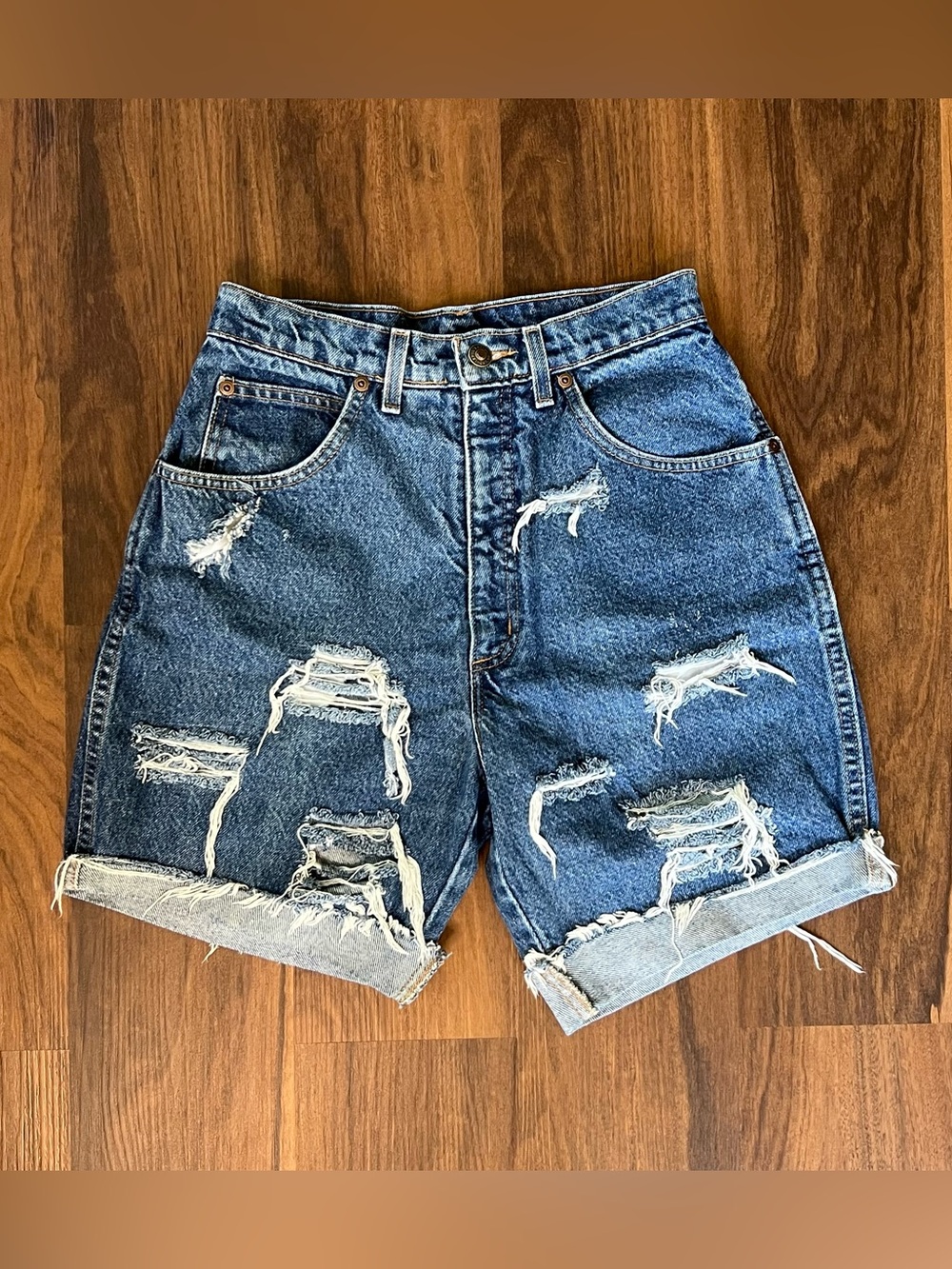 Vintage 80s/90s Land’s End high waisted distressed dark wash denim shorts